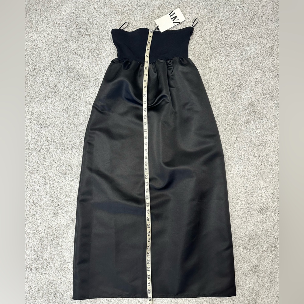 Mixed strapless black straight knit dress with pockets from Zara